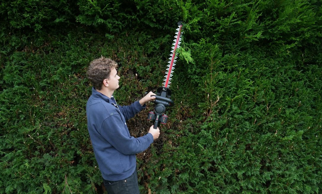Transform Your Garden with the Kress 40V 61cm Brushless Hedge Trimmer: The Ultimate Tool for Homeowners