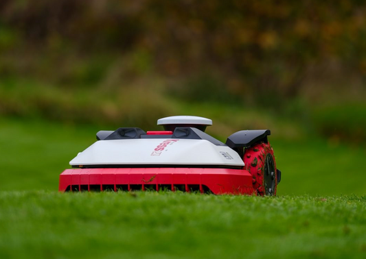 Achieve Lawn Perfection Every Day with the Kress RTKn Robotic Mower! 🌱